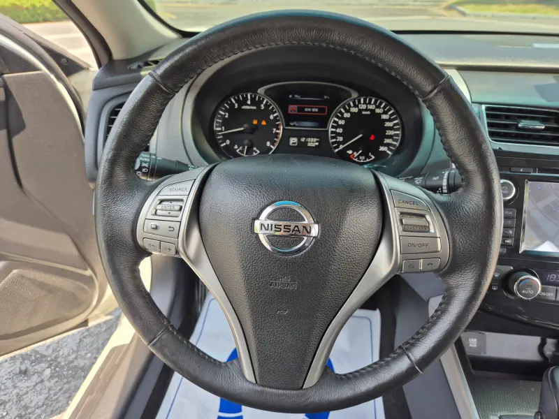 Nissan Altima