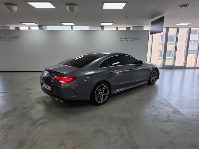 Mercedes-Benz CLS-Class
