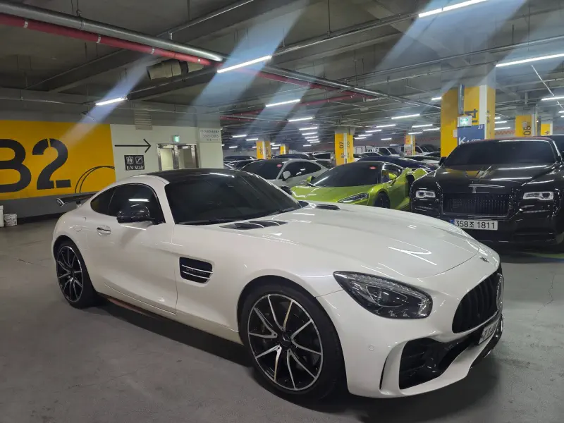 Mercedes-Benz AMG GT