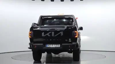 Kia Tasman