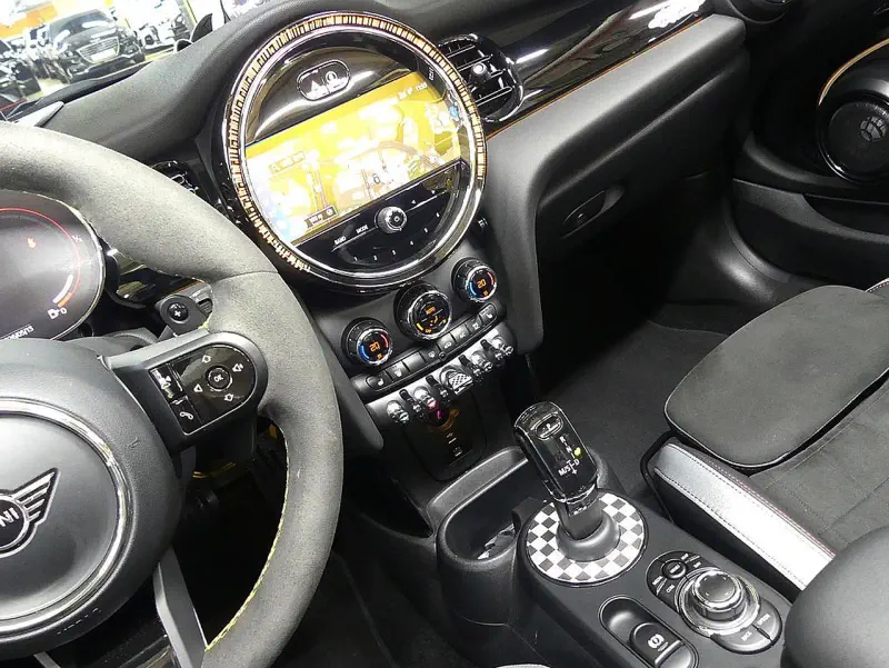 MINI Cabrio