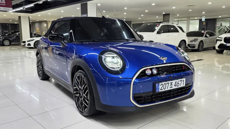 MINI Cabrio
