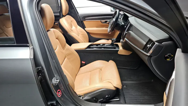 Volvo V90