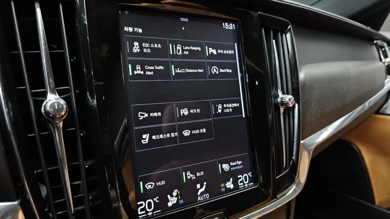 Volvo V90