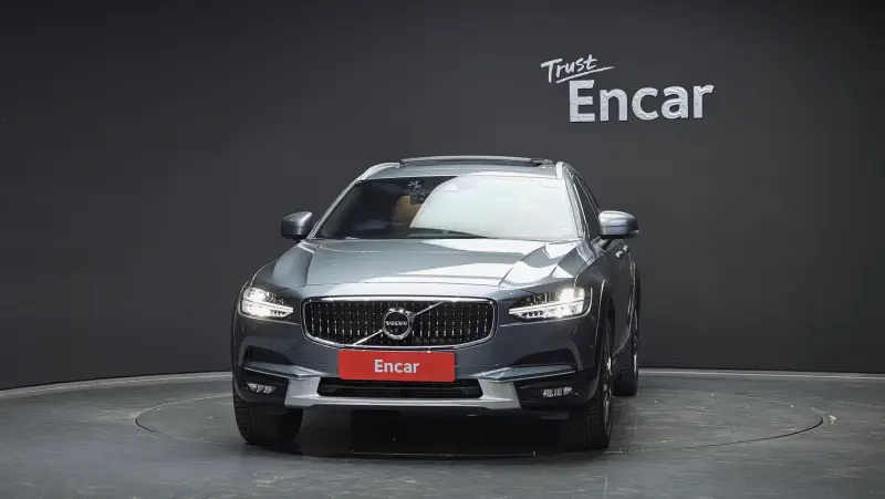 Volvo V90