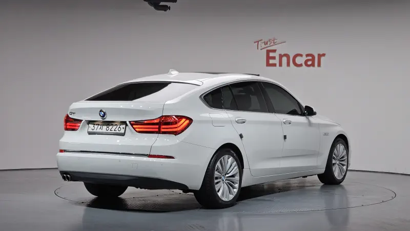 BMW 5-Series Gran Turismo