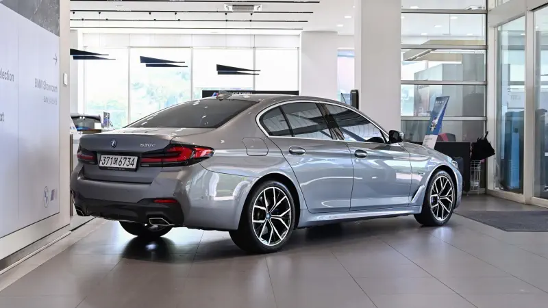 BMW 5-Series