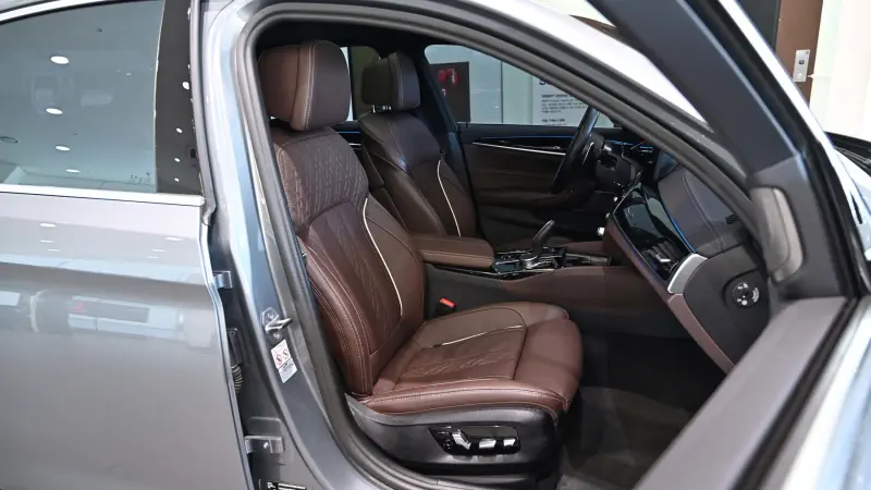 BMW 5-Series