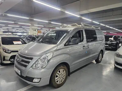 Hyundai Grand Starex