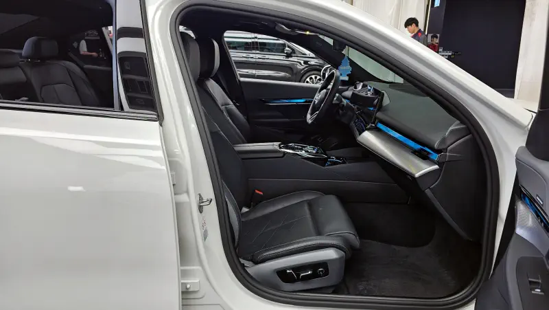BMW i5