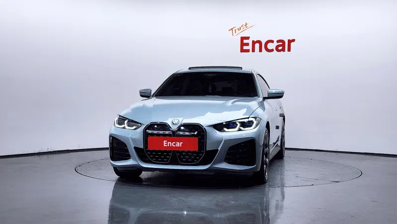 BMW i4