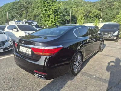 Kia K9