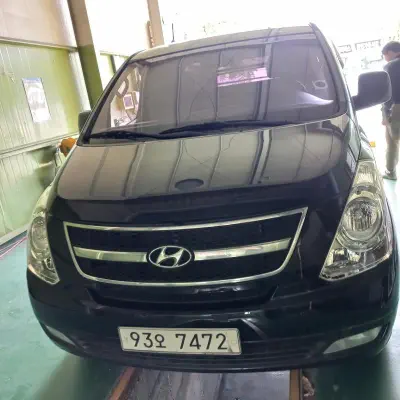 Hyundai Grand Starex