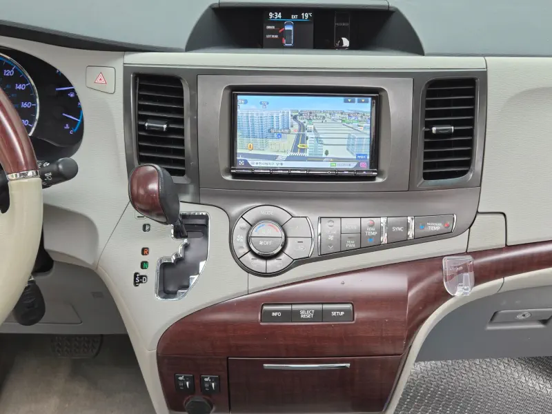 Toyota Sienna