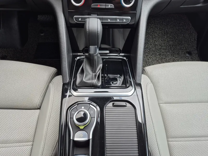 Renault Samsung SM6