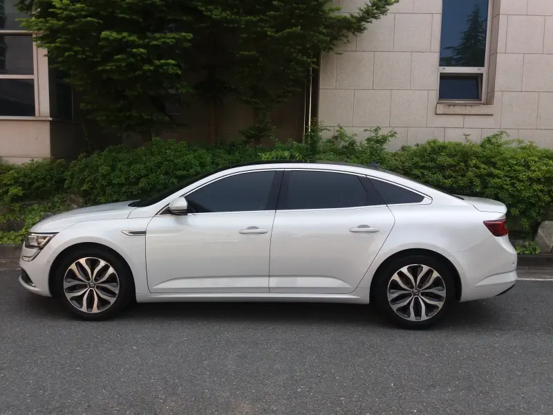 Renault Samsung SM6