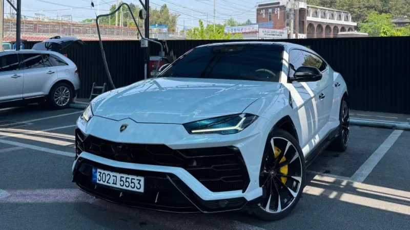 Lamborghini Urus
