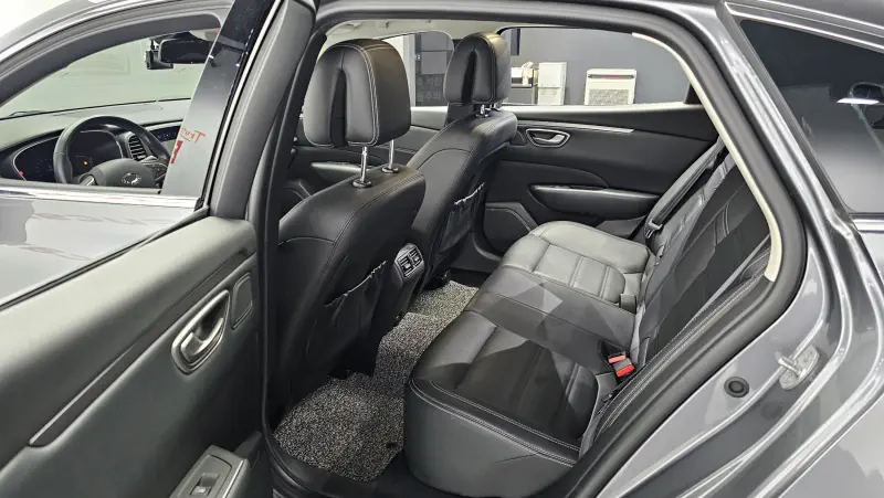 Renault Samsung SM6
