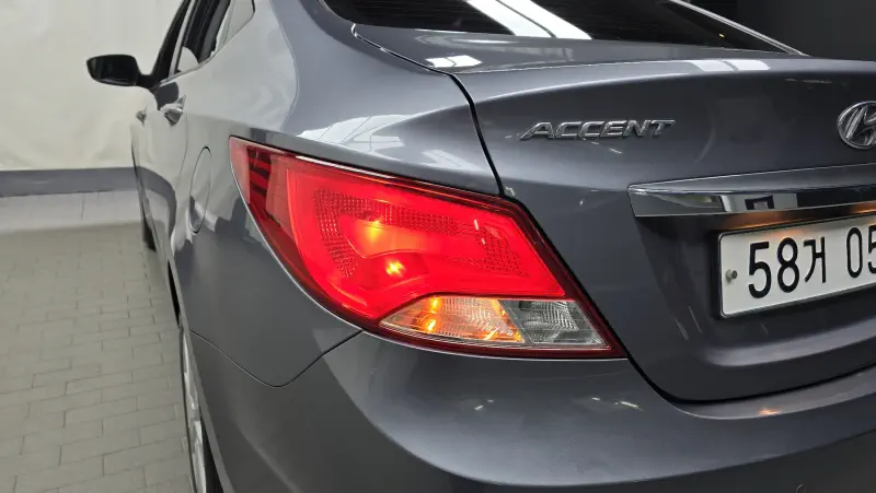 Hyundai Accent
