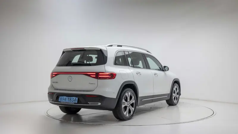 Mercedes-Benz EQB