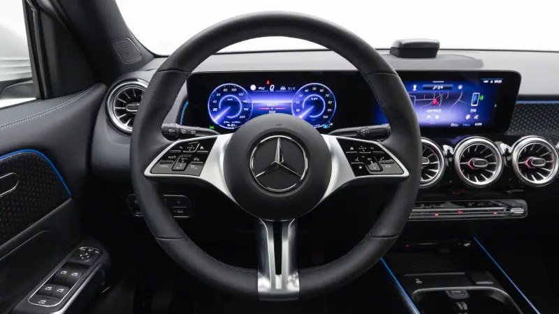 Mercedes-Benz EQB