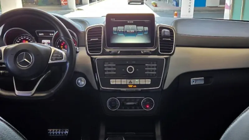 Mercedes-Benz GLE-Class