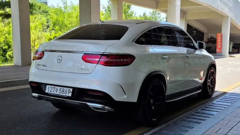 Mercedes-Benz GLE-Class