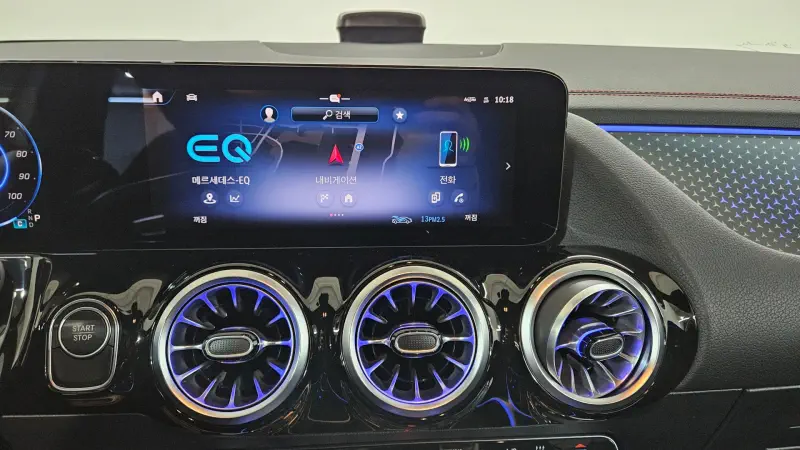 Mercedes-Benz EQA