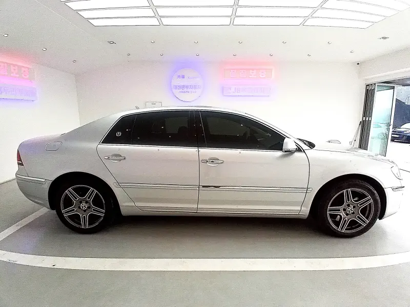 Volkswagen Phaeton