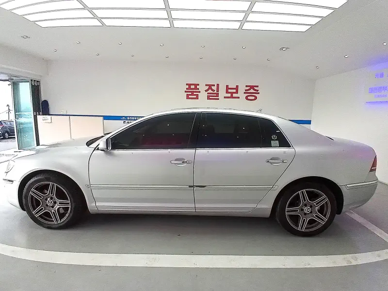 Volkswagen Phaeton
