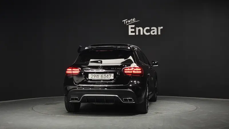 Mercedes-Benz GLA-Class