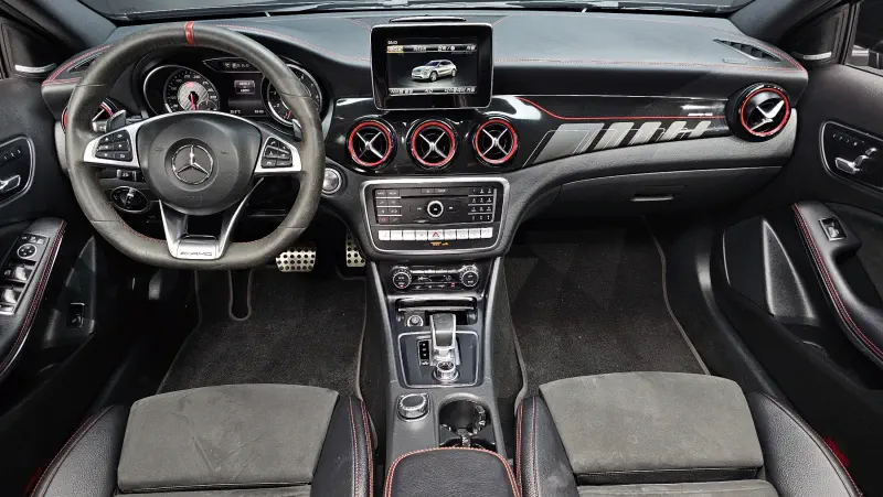 Mercedes-Benz GLA-Class