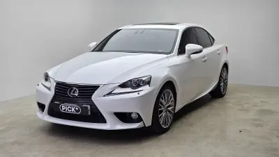 Lexus IS250