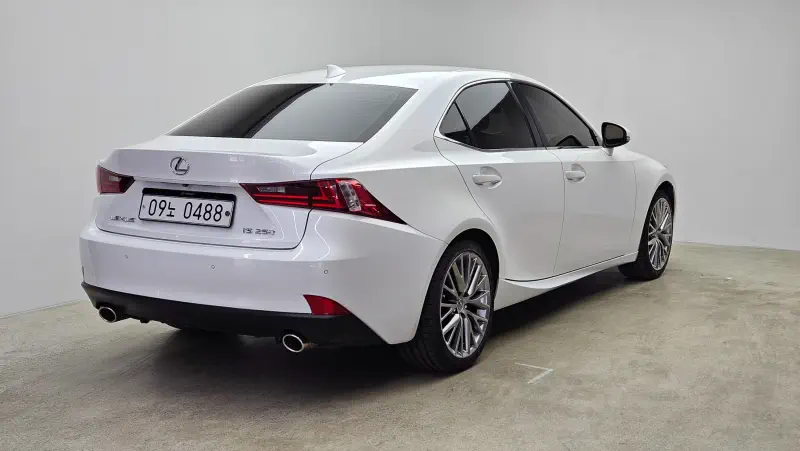 Lexus IS250