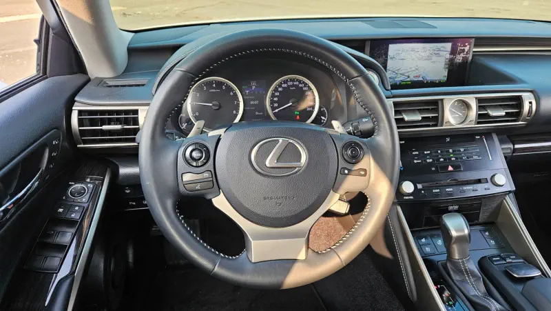Lexus IS250