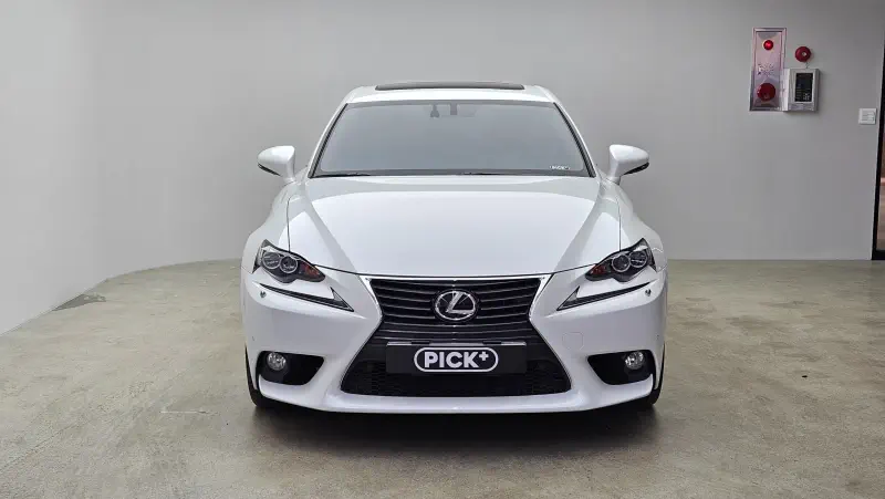 Lexus IS250