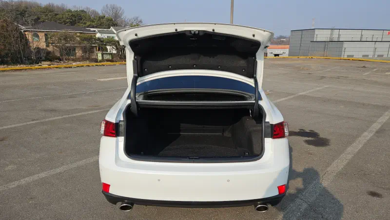 Lexus IS250