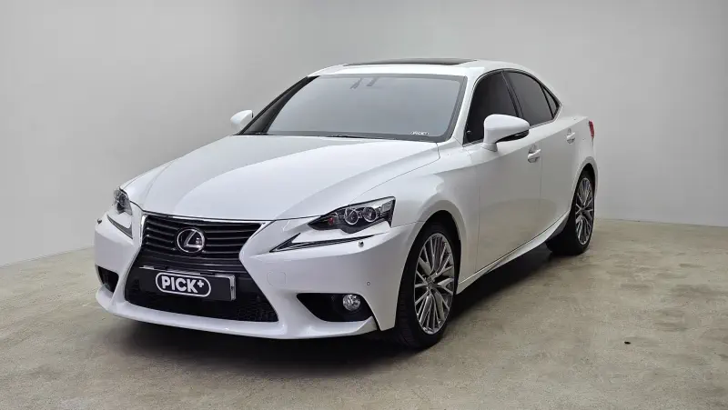 Lexus IS250