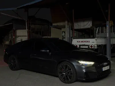 Audi S7