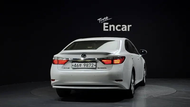 Lexus ES300h