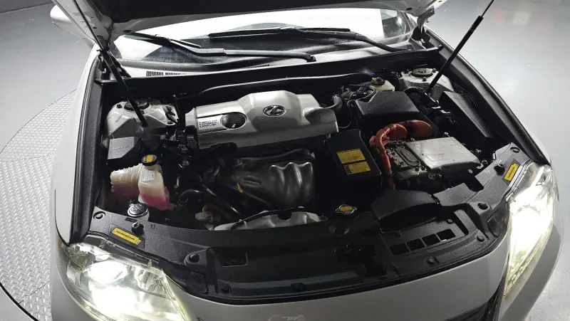 Lexus ES300h