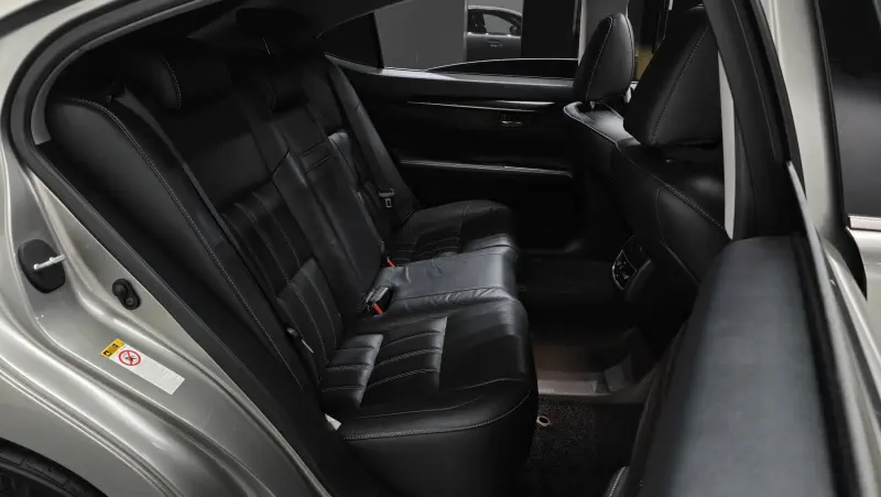 Lexus ES300h