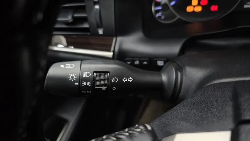 Lexus ES300h