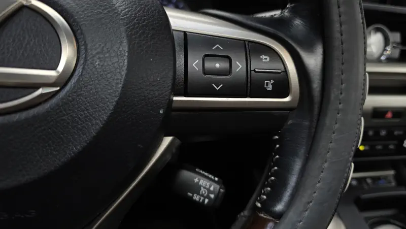 Lexus ES300h