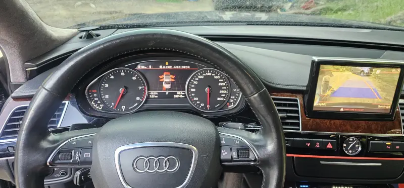 Audi A8