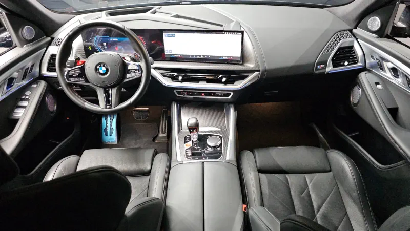 BMW XM