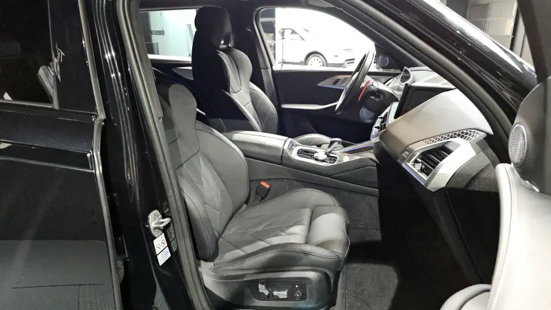 BMW XM