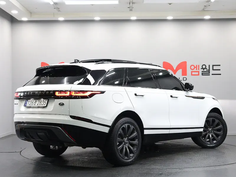 Land Rover Range Rover Velar