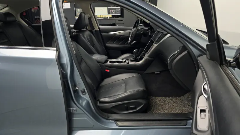 Infiniti Q50