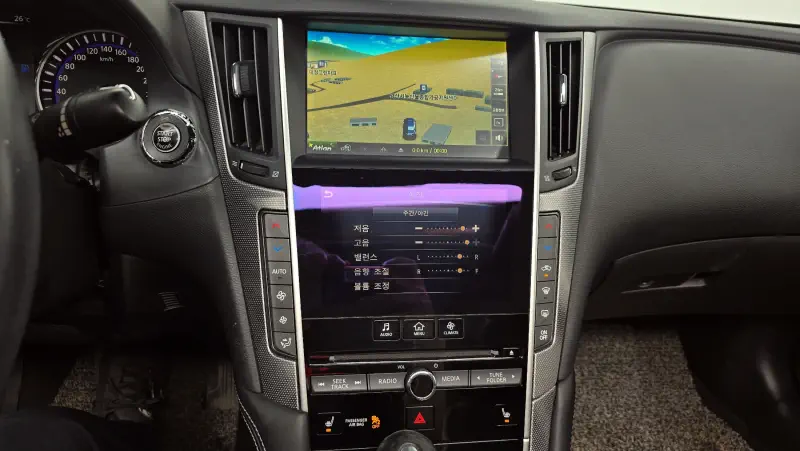 Infiniti Q50